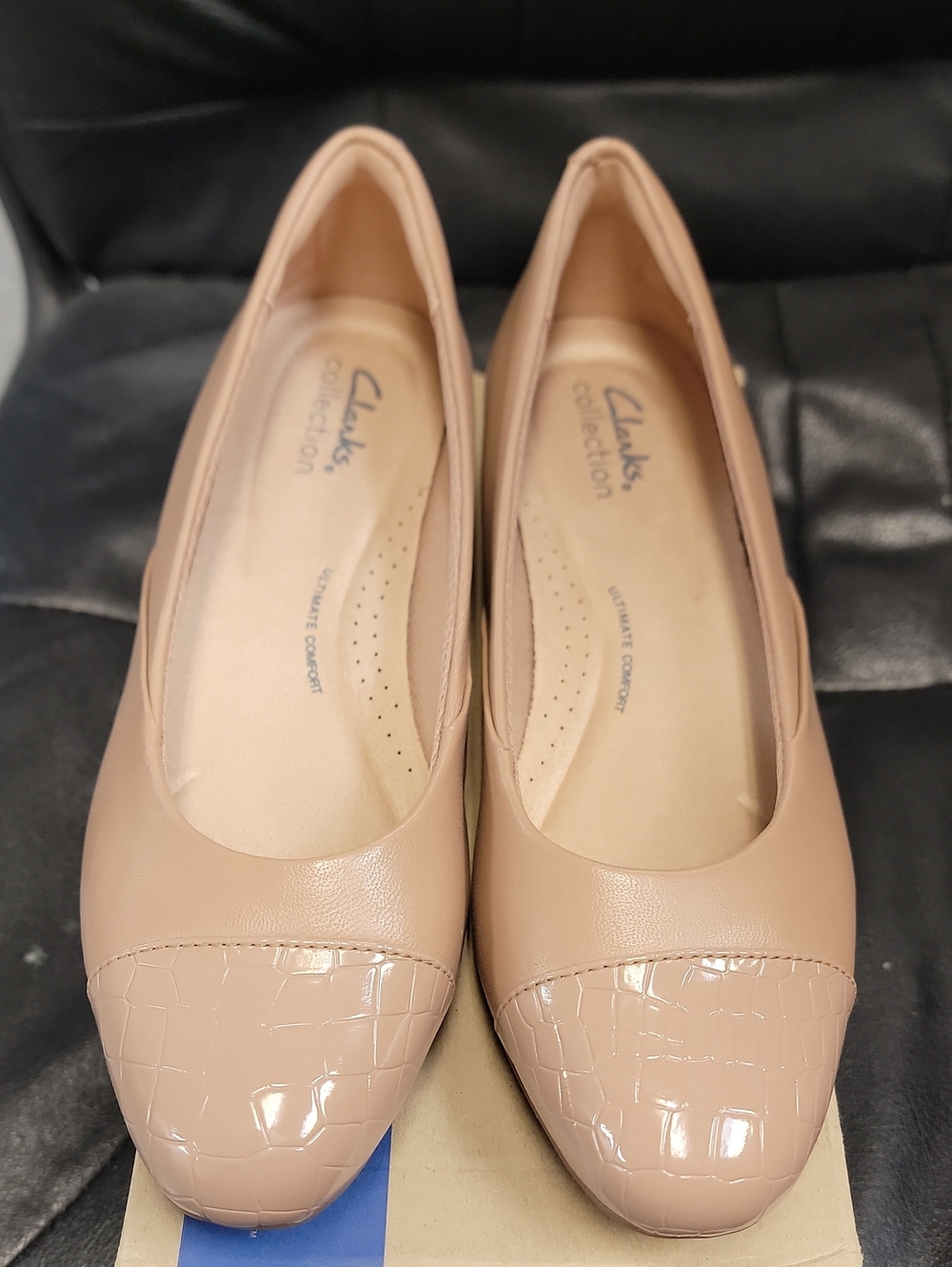 Clarks Women's Blush Nude Patent-Tip Ballet Flats